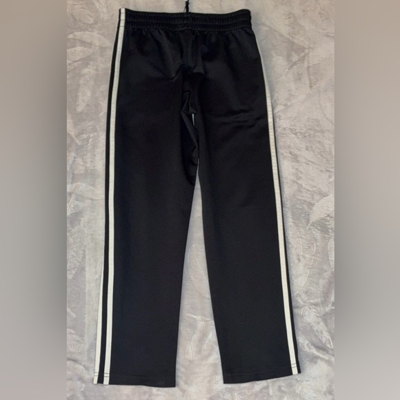 Adidas Classic Black and White Tracksuit with Football Style Pant - Picture 5 of 8